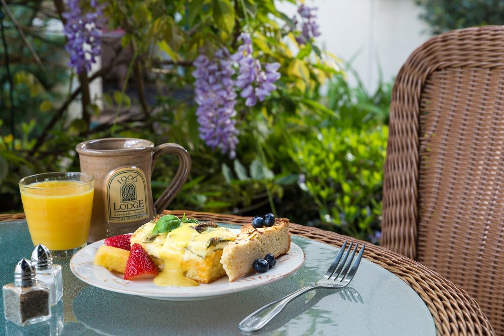 San Diego Hotel With Breakfast Breakfasts At 1906 Lodge - 